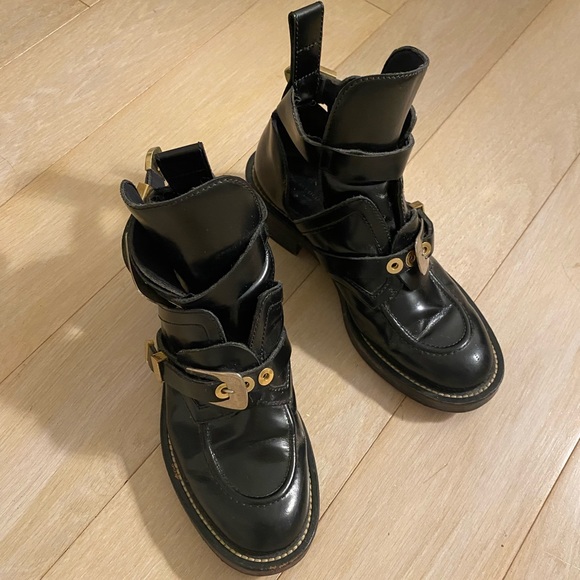 Balenciaga Shoes - Balenciaga Ceinture Leather Cut Out Boots